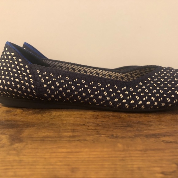 Rothy’s The Flat in Maritime Navy Honeycomb - Picture 4 of 7
